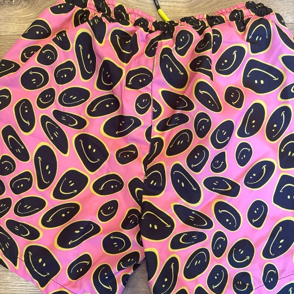 WESC Unisex (L/XL) Pink Marty Trippy Smiley Cotton Shorts NEW Skate Grunge